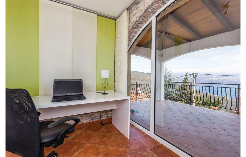 Apartment Petra Hills *